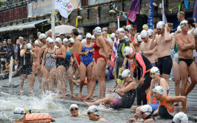 LoveSwim 2026: Unity in het water tijdens World Pride